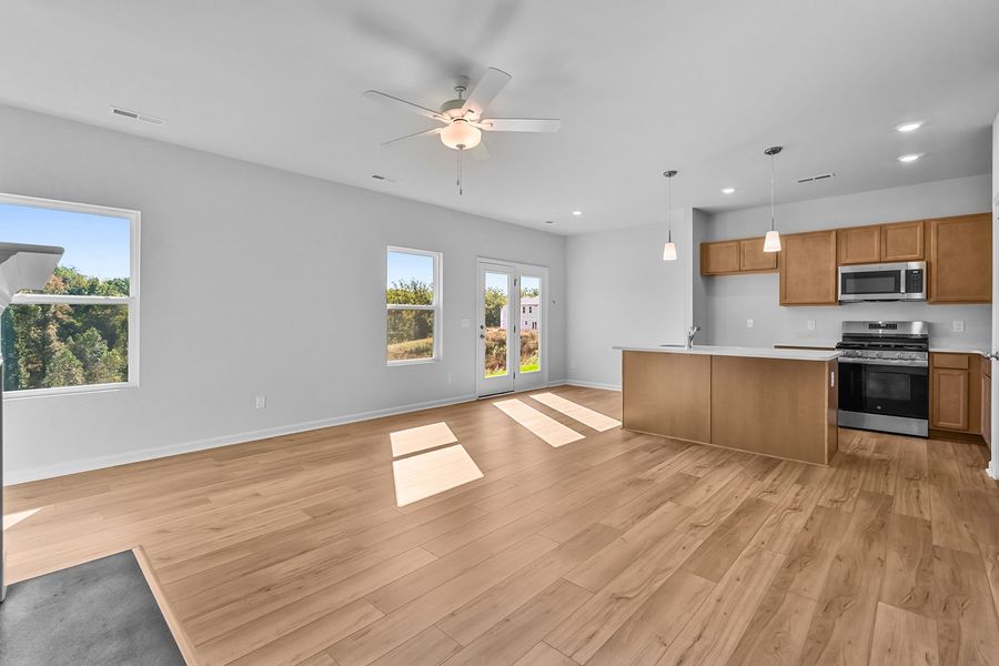 Spacious, unfurnished interior of a new home in Bell West, Kernersville (Image 21).