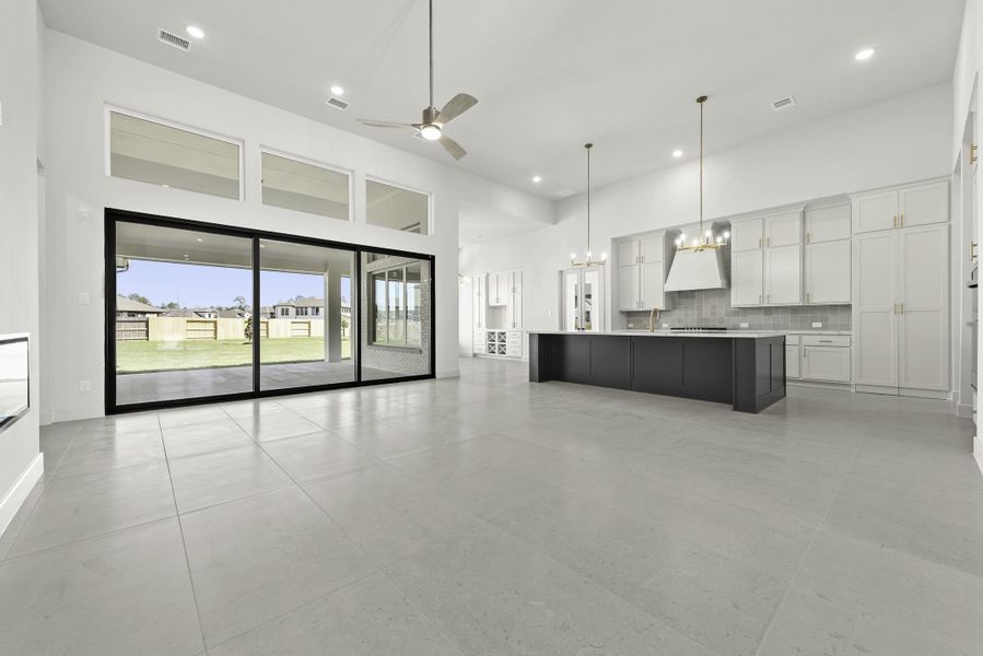 Representative unfurnished interior of a home built from the The Oakville by Westin Homes in The Woodlands Hills, Willis (Image 18).
