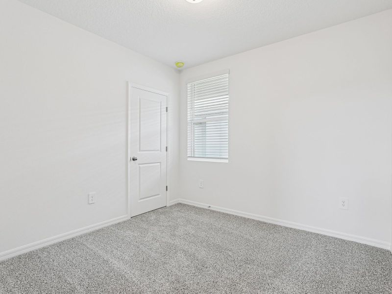 Spacious, unfurnished interior of a new home in Hamilton Bluff - Classic Series, Lake Hamilton (Image 10).