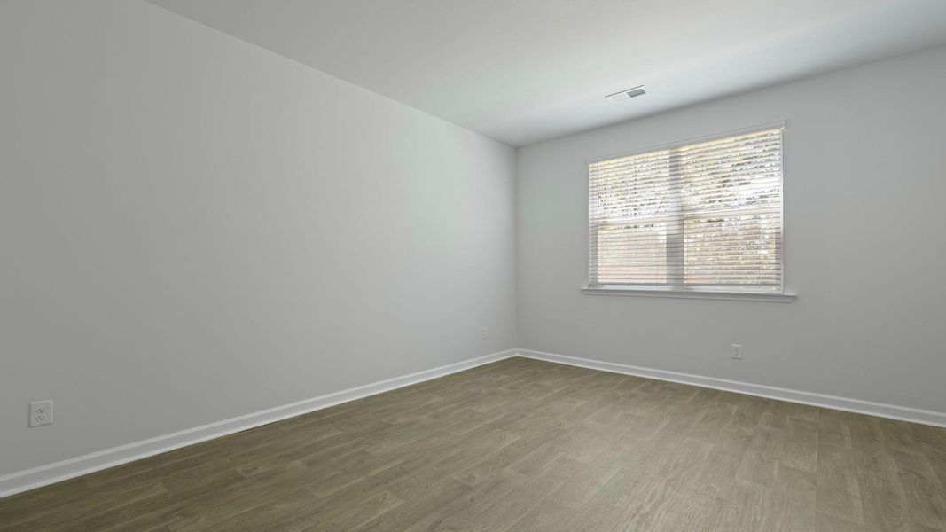 Spacious, unfurnished interior of a new home in Lakeview at Kitfield, Moncks Corner (Image 22).