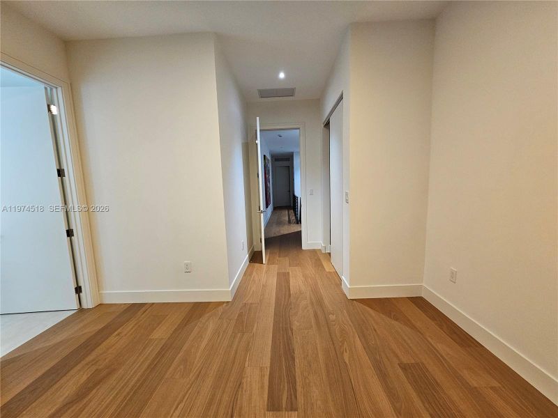 Spacious, unfurnished interior of a new home in , Miami (Image 20).