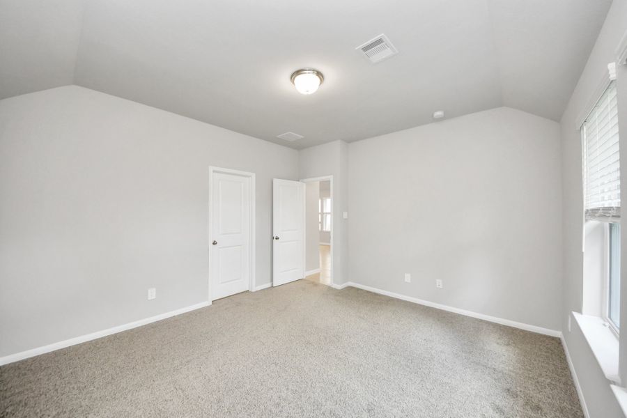 Image 13 of a home in Montgomery Ridge.