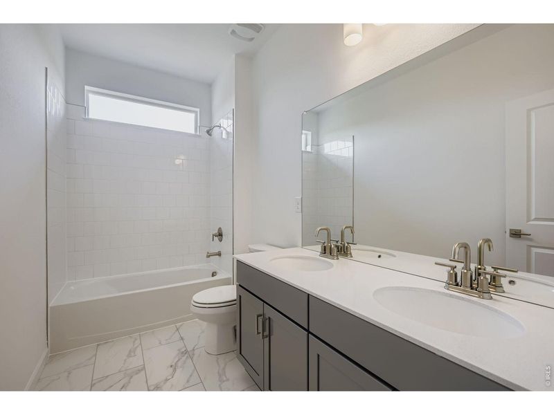 Furnished interior view inside a new home in Country Club Reserve, Fort Collins (Image 12).