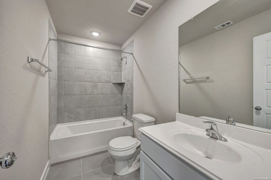 Furnished interior view inside a new home in Winding Brook, San Antonio (Image 10).