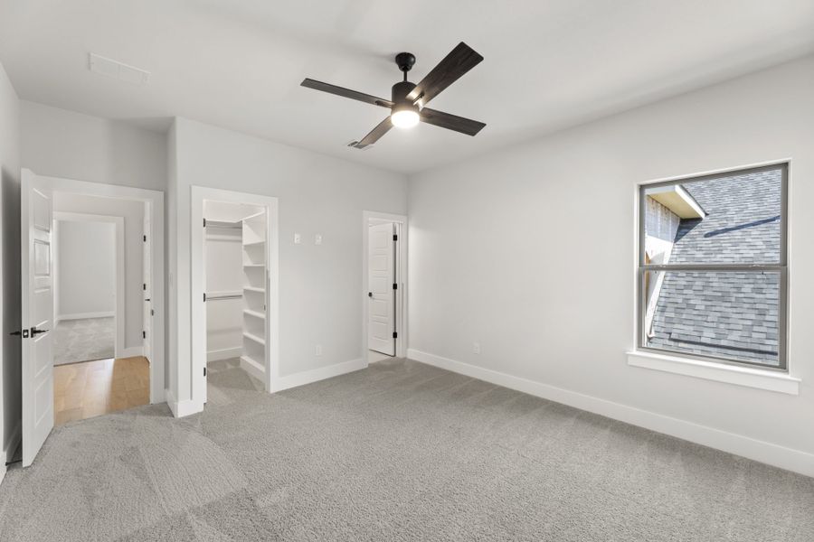 Representative unfurnished interior of a home built from the 5032 by Tradition Homes in Lakewood at Brookhollow – 60′ Lots, Prosper (Image 27).
