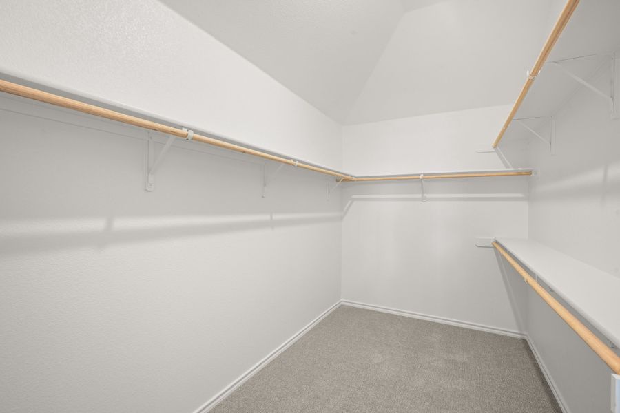 Spacious, unfurnished interior of a new home in Hunters Ridge, Crowley (Image 21).
