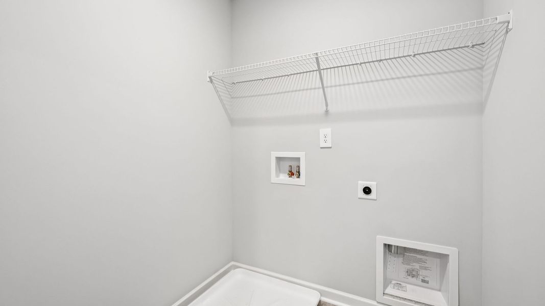 Representative unfurnished interior of a home built from the CABRAL by D.R. Horton in River Landing, Murfreesboro (Image 32).