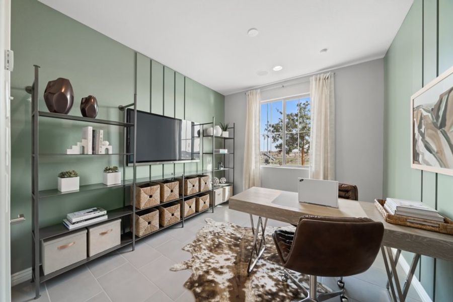 Representative furnished interior of a home built from the 35-4 by Taylor Morrison in Parkside, Phoenix (Image 15).