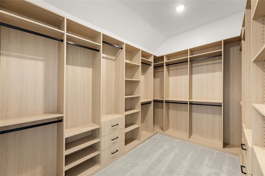 24. 335 Waterview - Closet