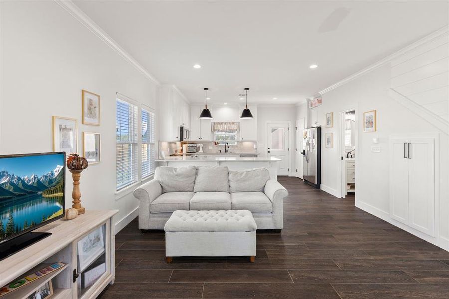 Furnished interior view inside a new home in , Sulphur Springs (Image 6).
