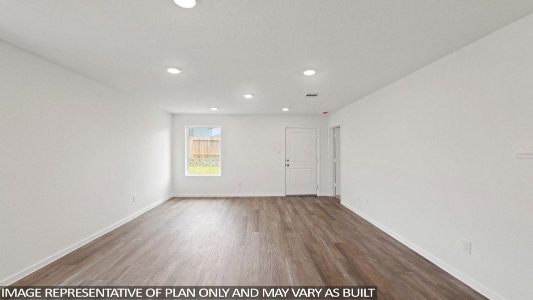 Spacious, unfurnished interior of a new home in The Canopies, Splendora (Image 13).
