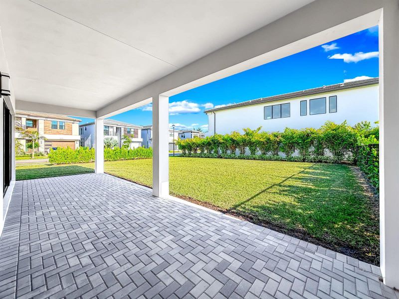 46-web-or-mls-JOY06670