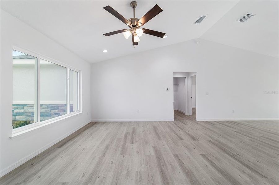 Spacious, unfurnished interior of a new home in , Dunnellon (Image 78). Spacious, unfurnished interior of a new home in , Dunnellon (Image 78).