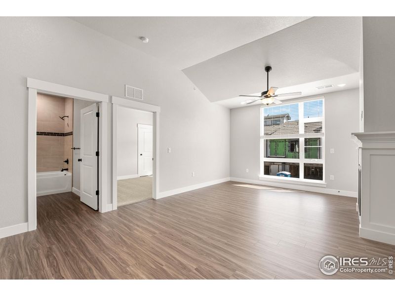 Spacious, unfurnished interior of a new home in , Fort Collins (Image 12).