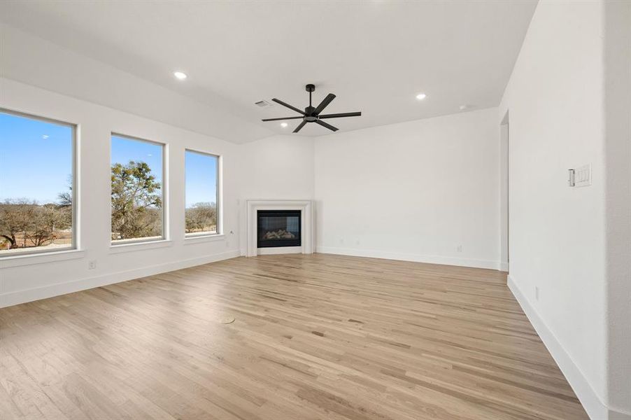 Spacious, unfurnished interior of a new home in Rocky Top Ranch, Reno (Image 16).