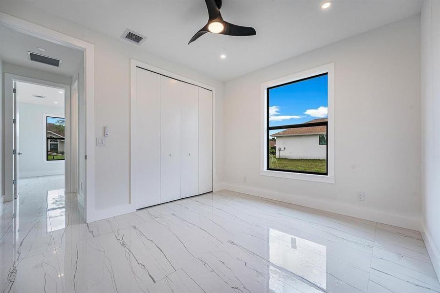Spacious, unfurnished interior of a new home in , Port St. Lucie (Image 23).