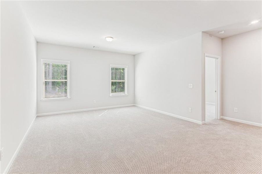Spacious, unfurnished interior of a new home in , Flowery Branch (Image 41).