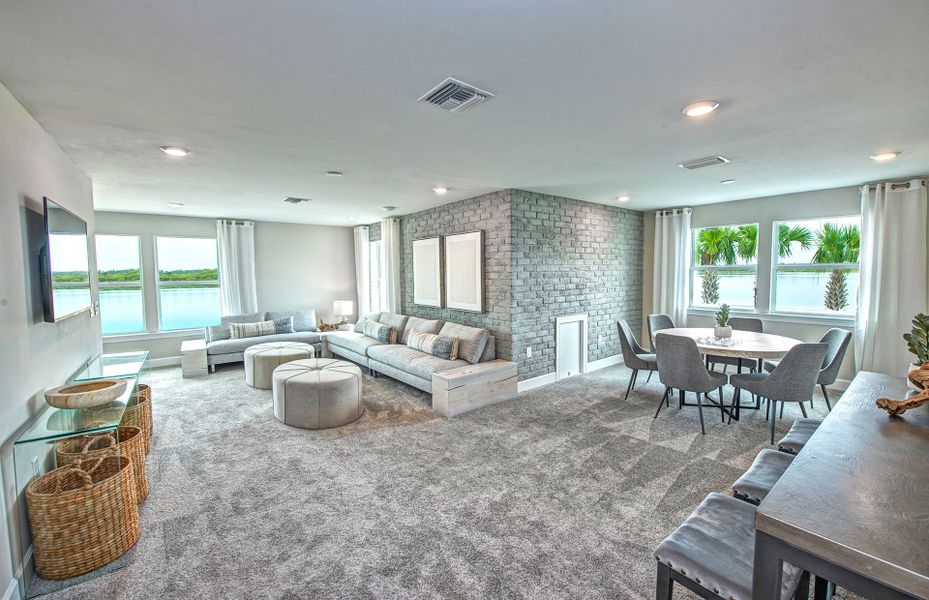 Representative furnished interior of a home built from the Mystique Grande by Pulte Homes in Lakespur Wellen Park, Venice (Image 33).