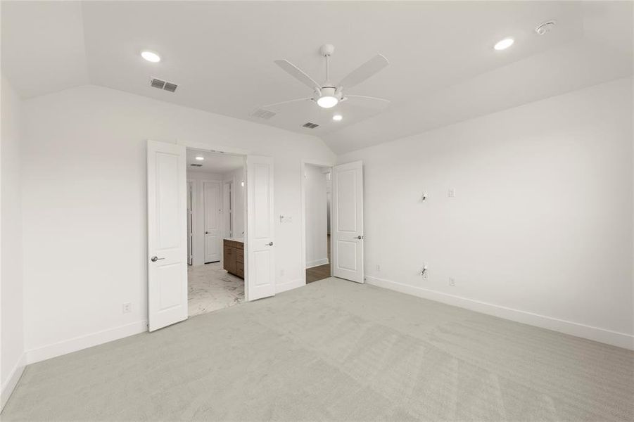 Spacious, unfurnished interior of a new home in Inspiration Collection at Union Park, Little Elm (Image 14).