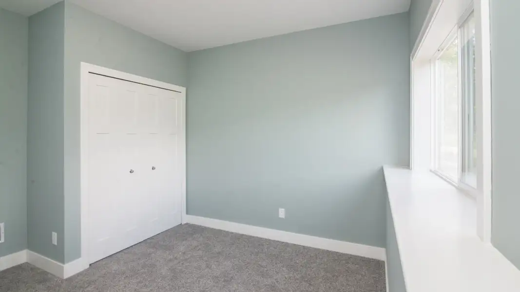 Representative unfurnished interior of a home built from the The Hartland by Norfolk Homes in Offsite Builds Southern Michigan, Ann Arbor (Image 64).