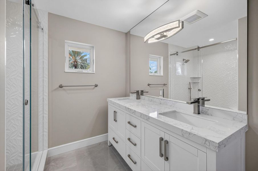 Furnished interior view inside a new home in , Fort Lauderdale (Image 16).