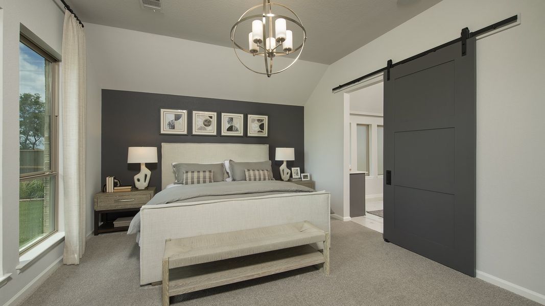 Furnished interior view inside a new home in Meridiana 50', Manvel (Image 11).