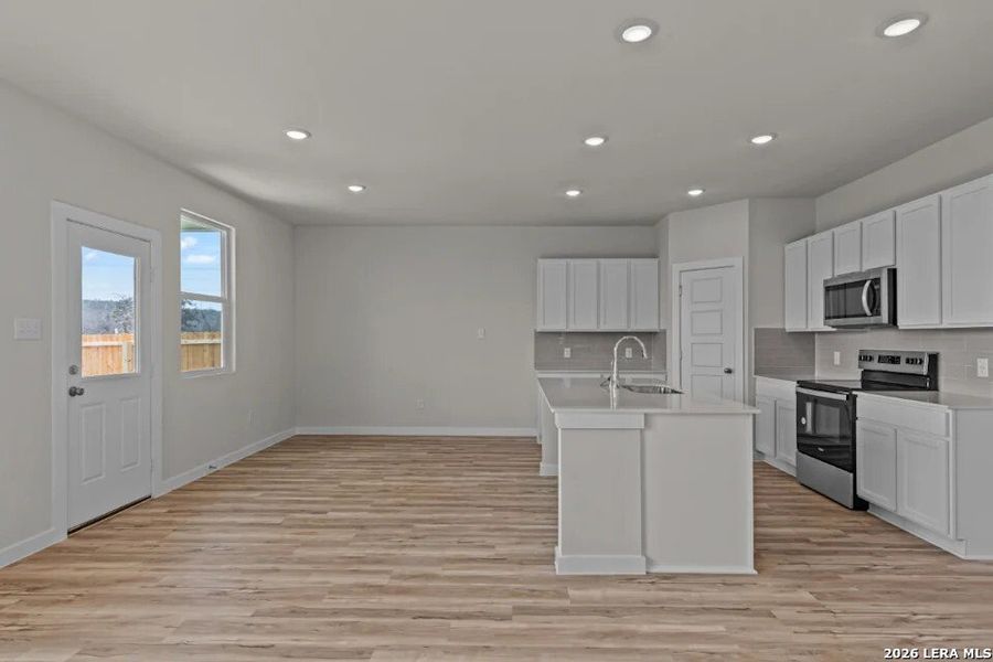Furnished interior view inside a new home in Spring Creek, San Antonio (Image 7). Furnished interior view inside a new home in Spring Creek, San Antonio (Image 7).