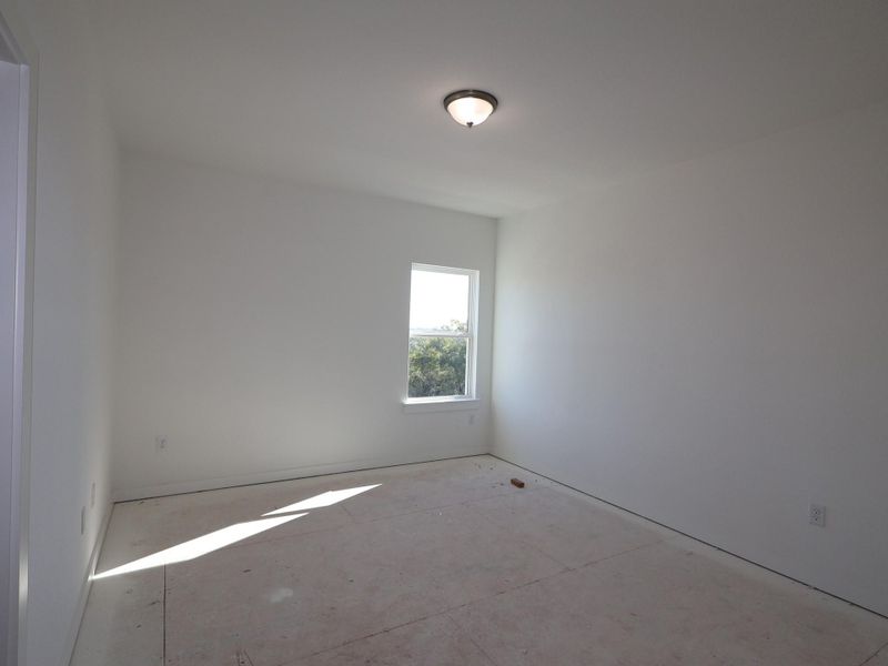 Image 23 of a home in Edgewood.