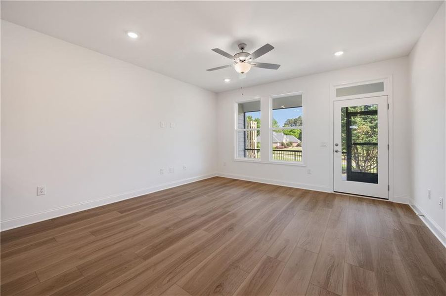 Spacious, unfurnished interior of a new home in , Cartersville (Image 21).