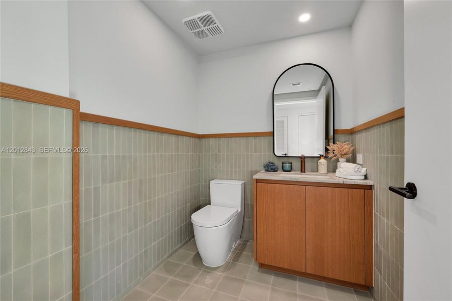 Furnished interior view inside a new home in , Bay Harbor Islands (Image 15). Furnished interior view inside a new home in , Bay Harbor Islands (Image 15).