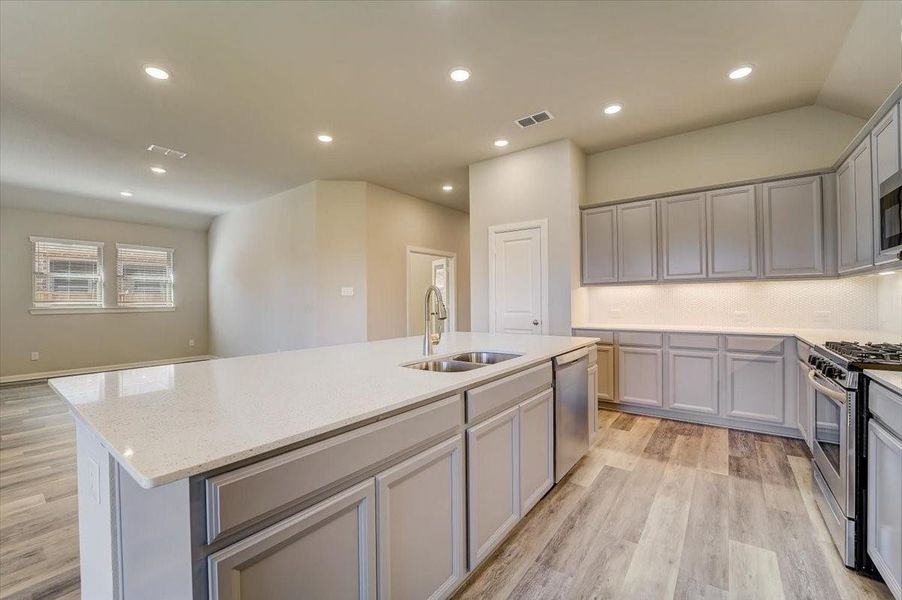 REPRESENTATIVE PHOTO – Photo does not represent actual home options and selections. Ask Sales Consultant for specific selections. REPRESENTATIVE PHOTO – Photo does not represent actual home options and selections. Ask Sales Consultant for specific selections.