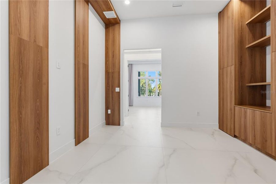 Spacious, unfurnished interior of a new home in , Montverde (Image 55).