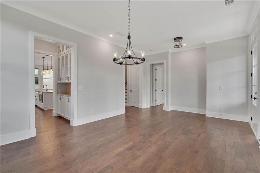 Spacious, unfurnished interior of a new home in Eastmore, Conyers (Image 23).