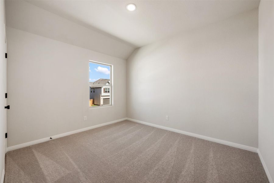 Spacious, unfurnished interior of a new home in Patterson Ranch, Georgetown (Image 39).