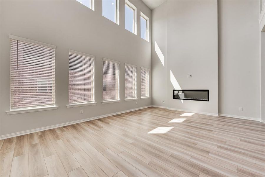 Spacious, unfurnished interior of a new home in Wade Settlement Townhomes, Frisco (Image 21). Spacious, unfurnished interior of a new home in Wade Settlement Townhomes, Frisco (Image 21).