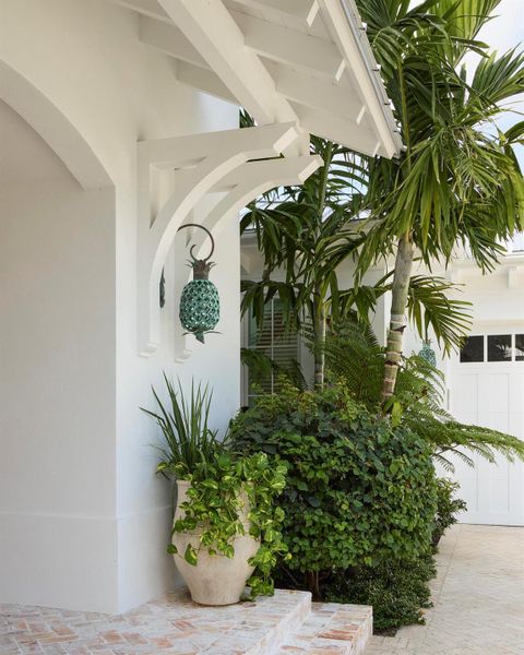 Furnished interior view inside a new home in , North Palm Beach (Image 6). Furnished interior view inside a new home in , North Palm Beach (Image 6).