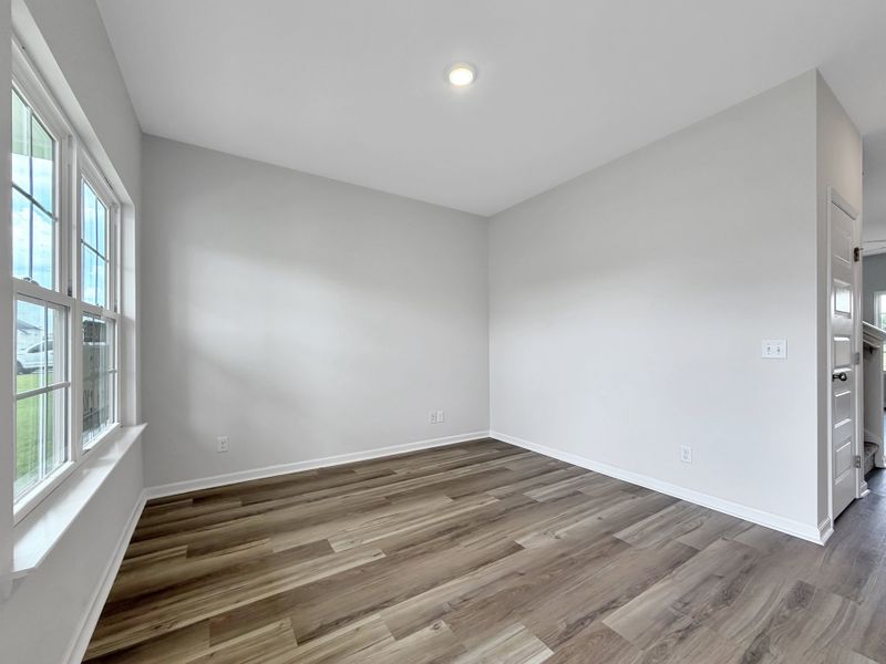 Spacious, unfurnished interior of a new home in Doctor's Creek, Ludowici (Image 10).