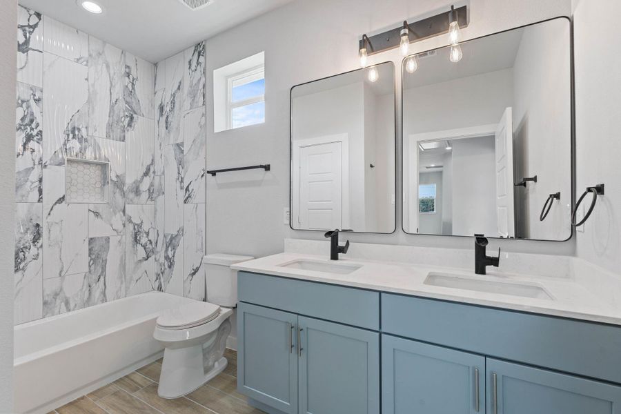 Furnished interior view inside a new home in , Conroe (Image 13).