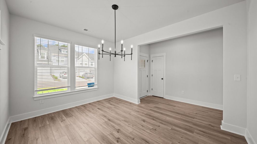 First-class dining experience in a thoughtfully designed space perfect for gatherings