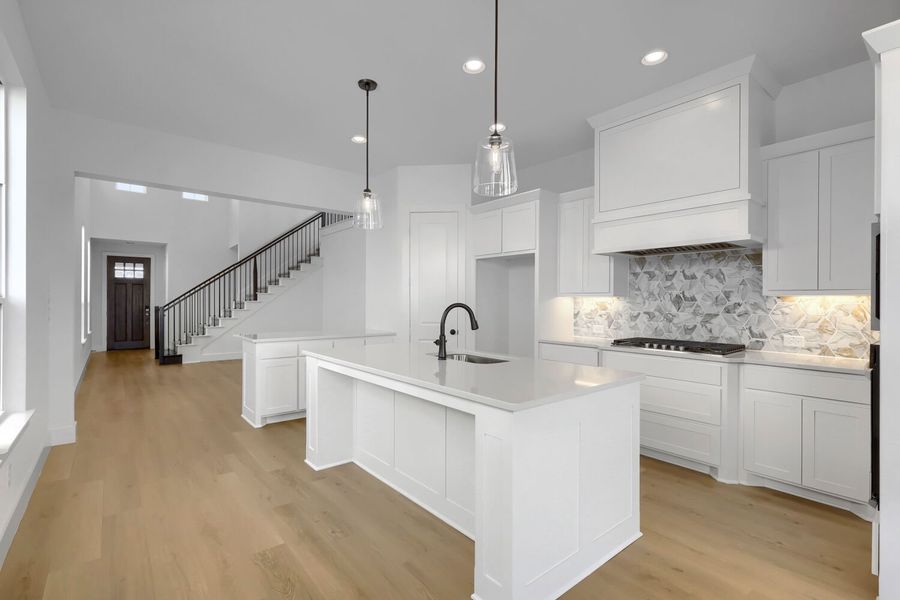 1709 Clover Fern - Kitchen