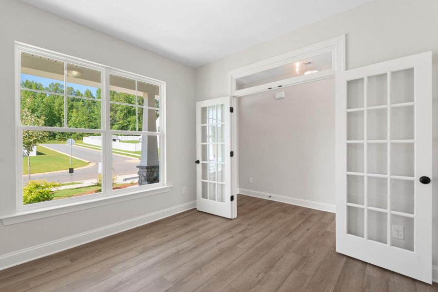 Spacious, unfurnished interior of a new home in Hopewell Garden, Winston-Salem (Image 10).