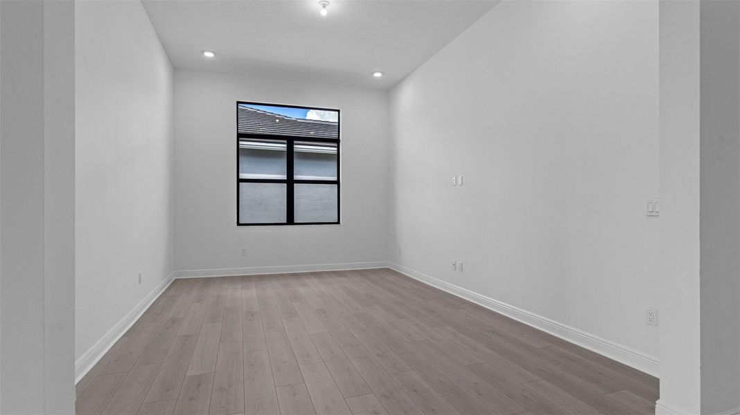 Spacious, unfurnished interior of a new home in Cresswind Palm Beach at Westlake, Westlake (Image 20). Spacious, unfurnished interior of a new home in Cresswind Palm Beach at Westlake, Westlake (Image 20).