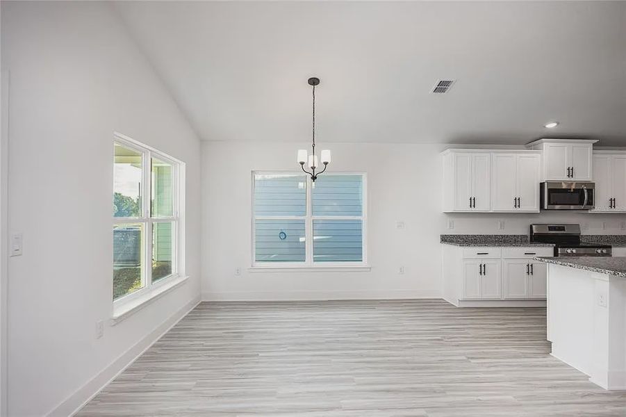 Spacious, unfurnished interior of a new home in Country Way South, Newberry (Image 21).