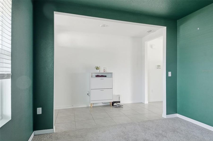 Spacious, unfurnished interior of a new home in Farm at Varrea, Plant City (Image 21).