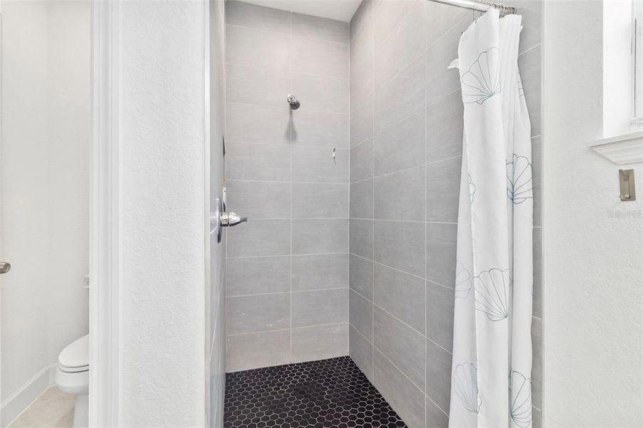 Image 32 of a home in .