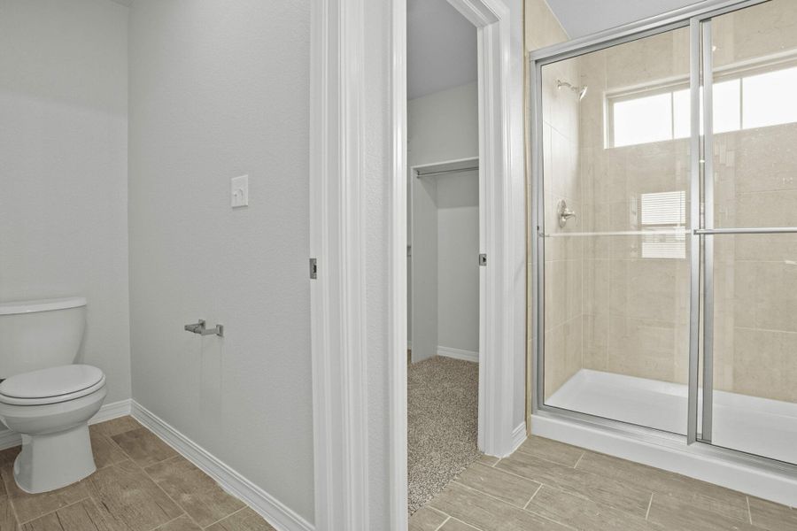 Representative furnished interior of a home built from the Blue Agave by View Homes in Paseos Del Este, Horizon City (Image 14).