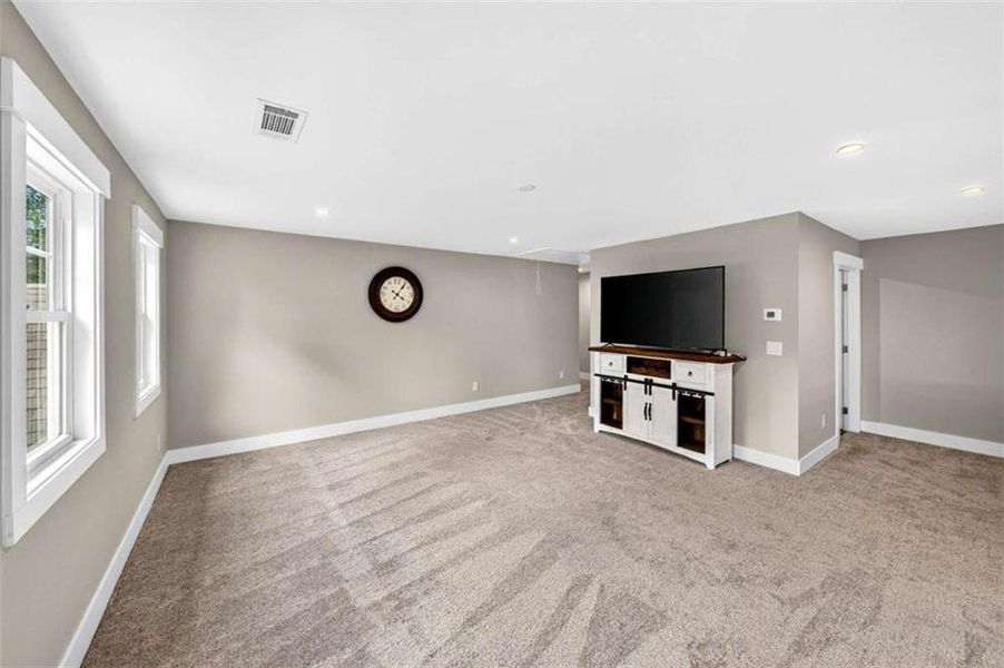 Spacious, unfurnished interior of a new home in , Hoschton (Image 62).
