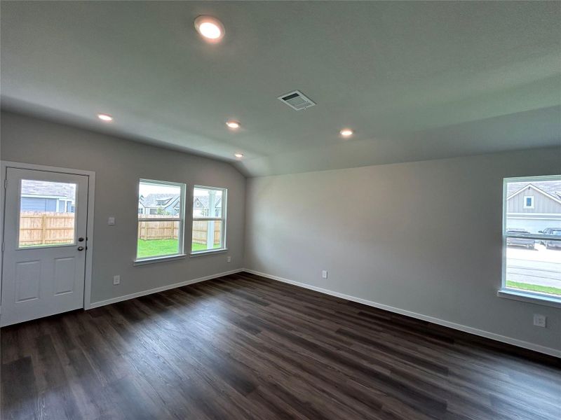 Spacious, unfurnished interior of a new home in Cornerstone, Rockdale (Image 7). Spacious, unfurnished interior of a new home in Cornerstone, Rockdale (Image 7).