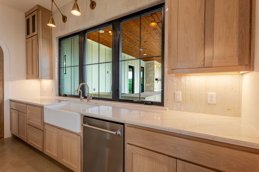 Furnished interior view inside a new home in Eagles Bluff, Weatherford (Image 7).