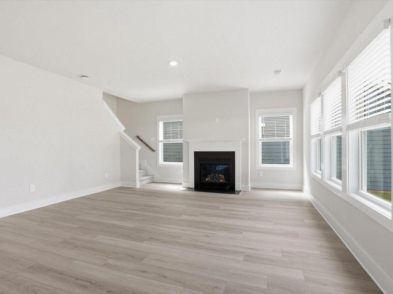 Spacious, unfurnished interior of a new home in Crossing at Abner Creek, Greer (Image 11). Spacious, unfurnished interior of a new home in Crossing at Abner Creek, Greer (Image 11).